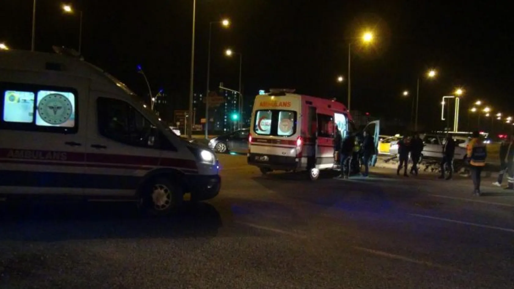 Diyarbakır-Elazığ karayolunda trafik kazası