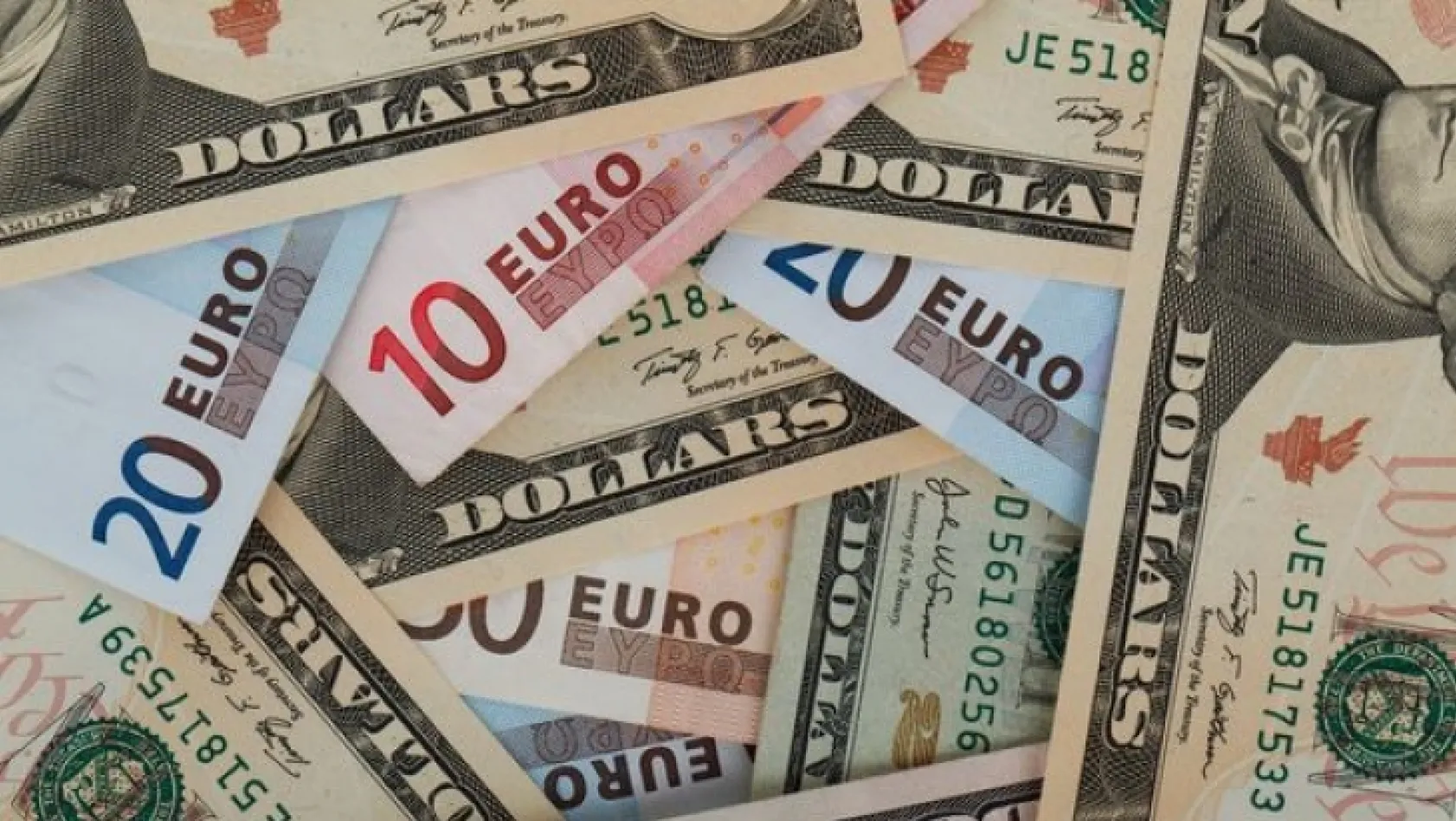 Dolar ne kadar? Euro kaç lira? 20 Nisan 2021