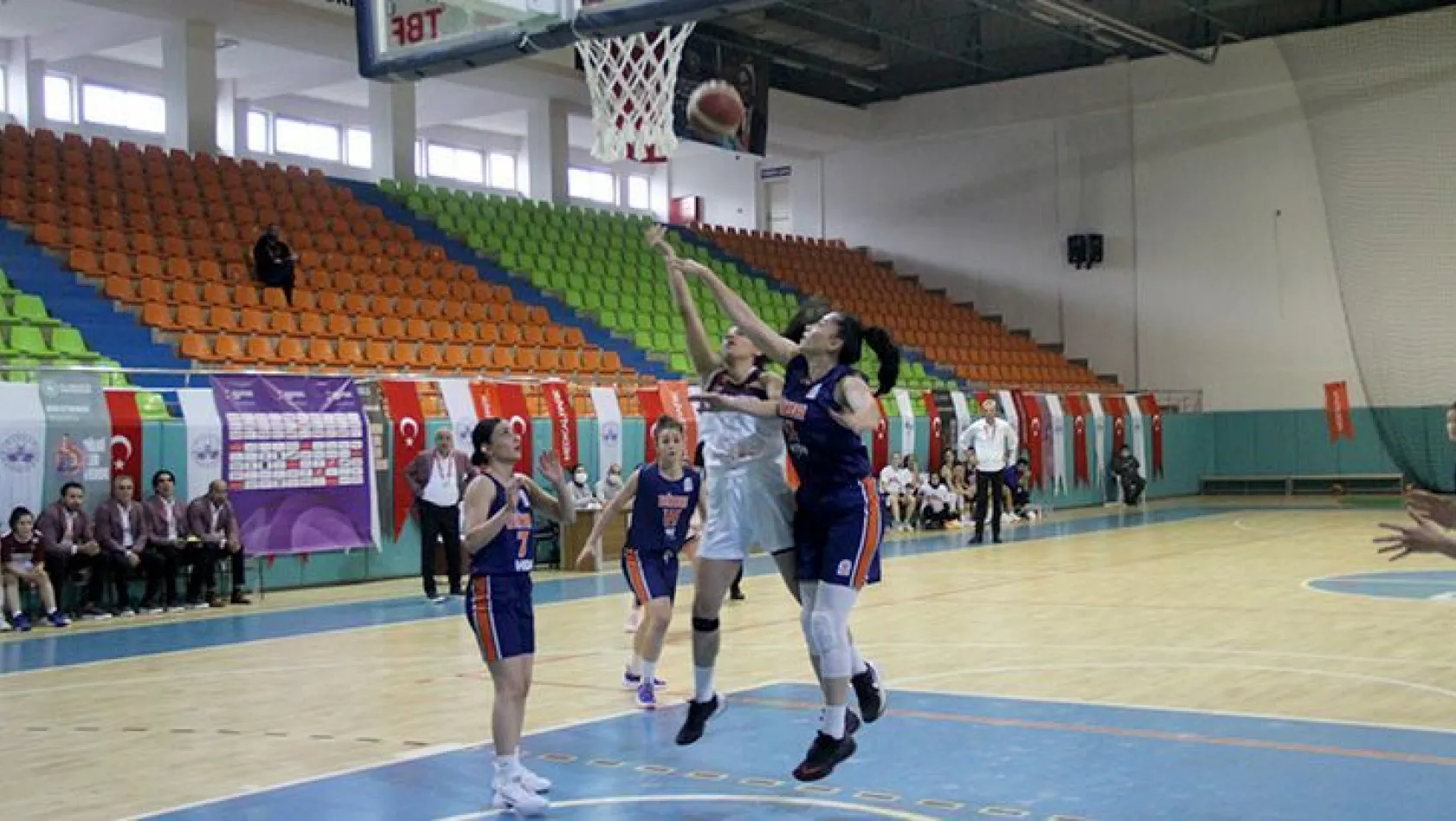 Elazığ Basketbol 76 - 67 DİBA