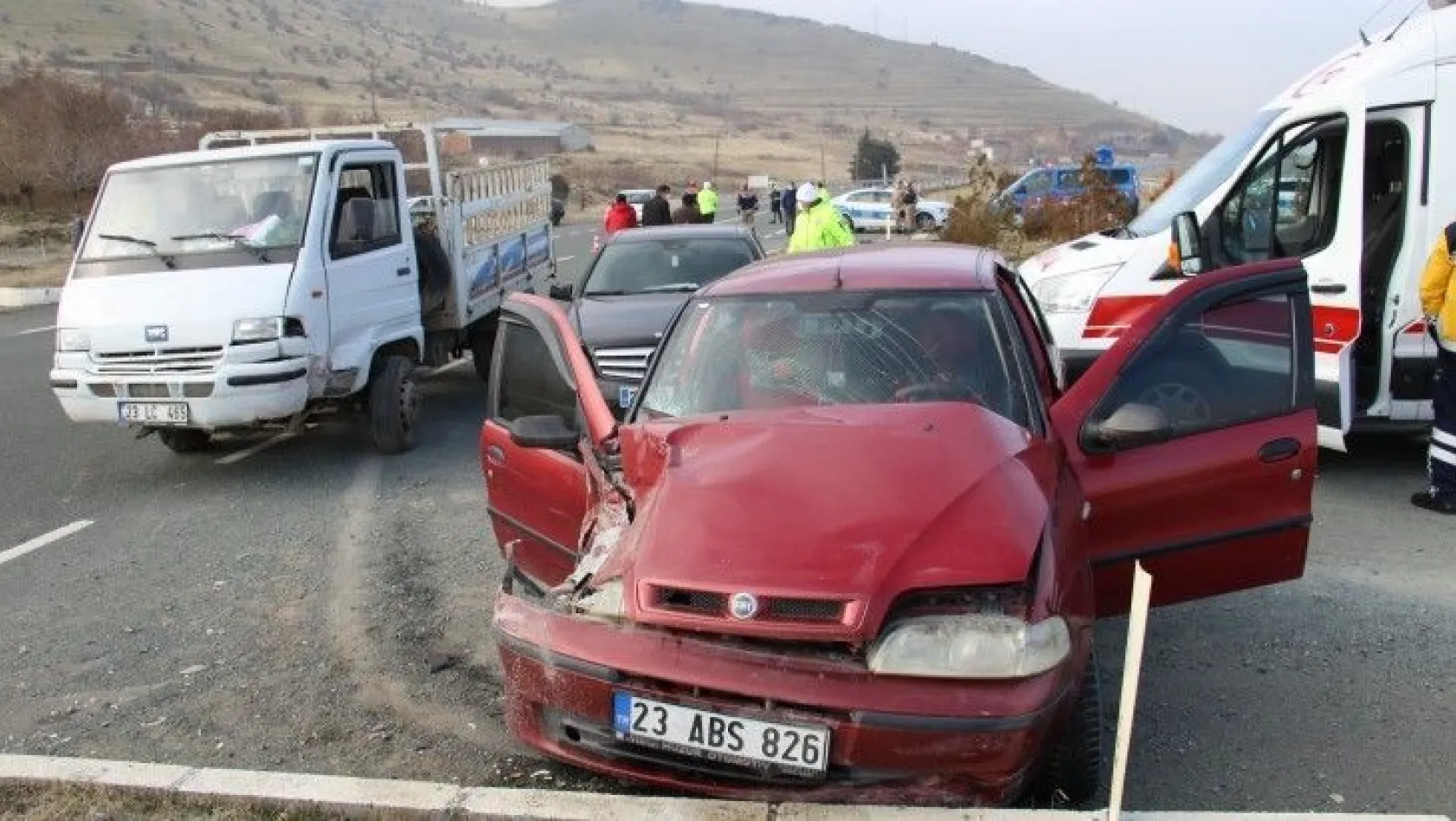 Elazığ- Bingöl karayolunda, feci trafik kazası