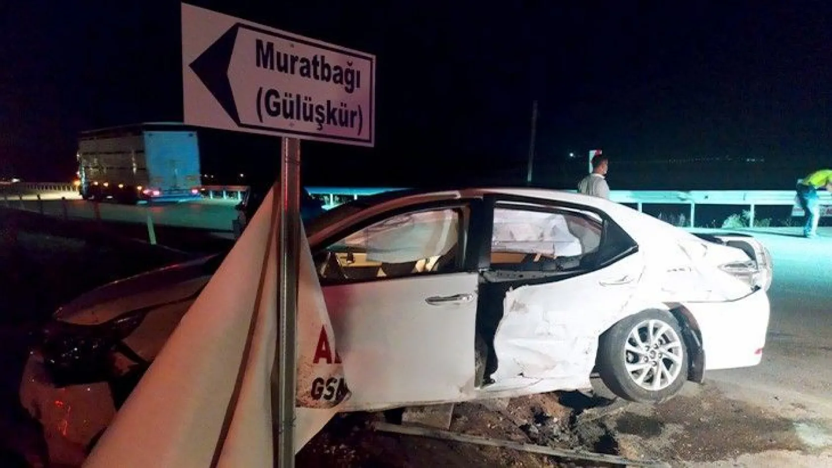 Elazığ-Bingöl yolunda trafik kazası! Yaralılar var...