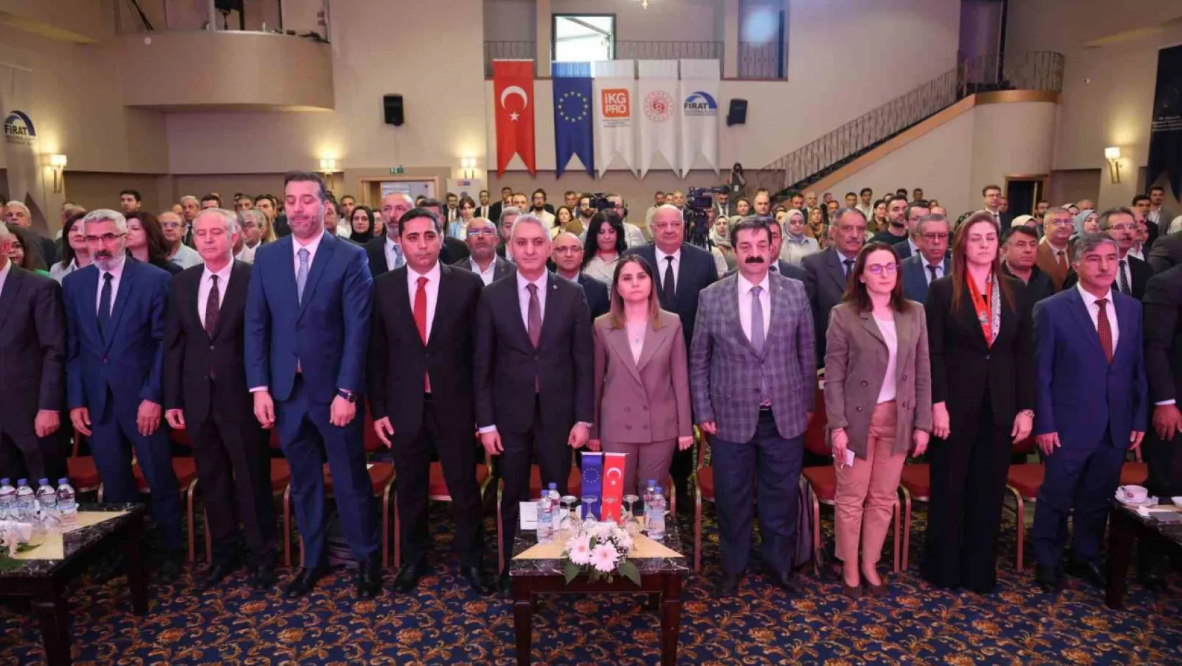 Elazığ'da 'Kadın ve genç istihdamın desteklenmesi' konferansı
