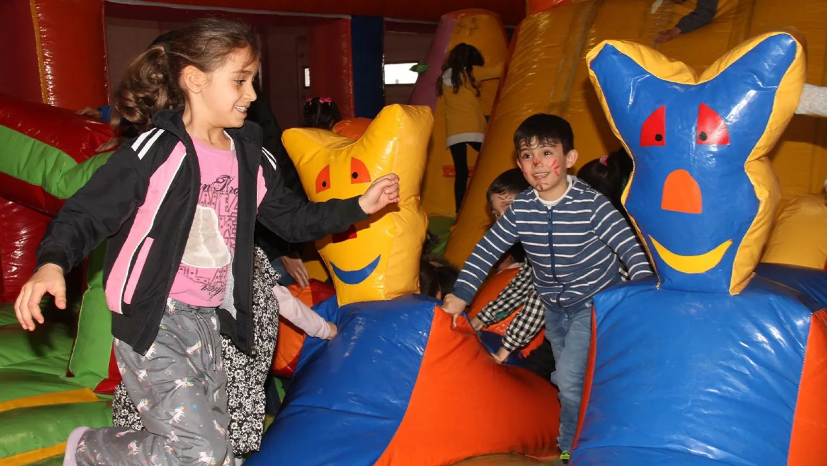 Elazığ'da 'çocuk festivali' başladı
