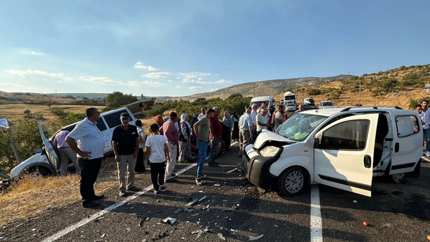 Elazığ'da feci kaza! Çok sayıda yaralı var