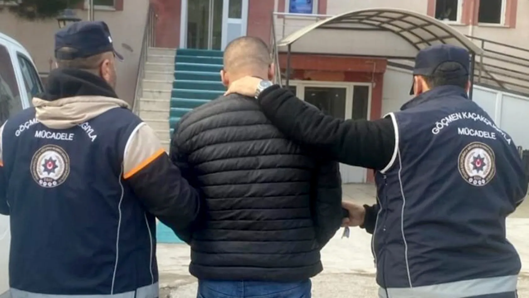 Elazığ'da göçmen kaçakçısı tutuklandı