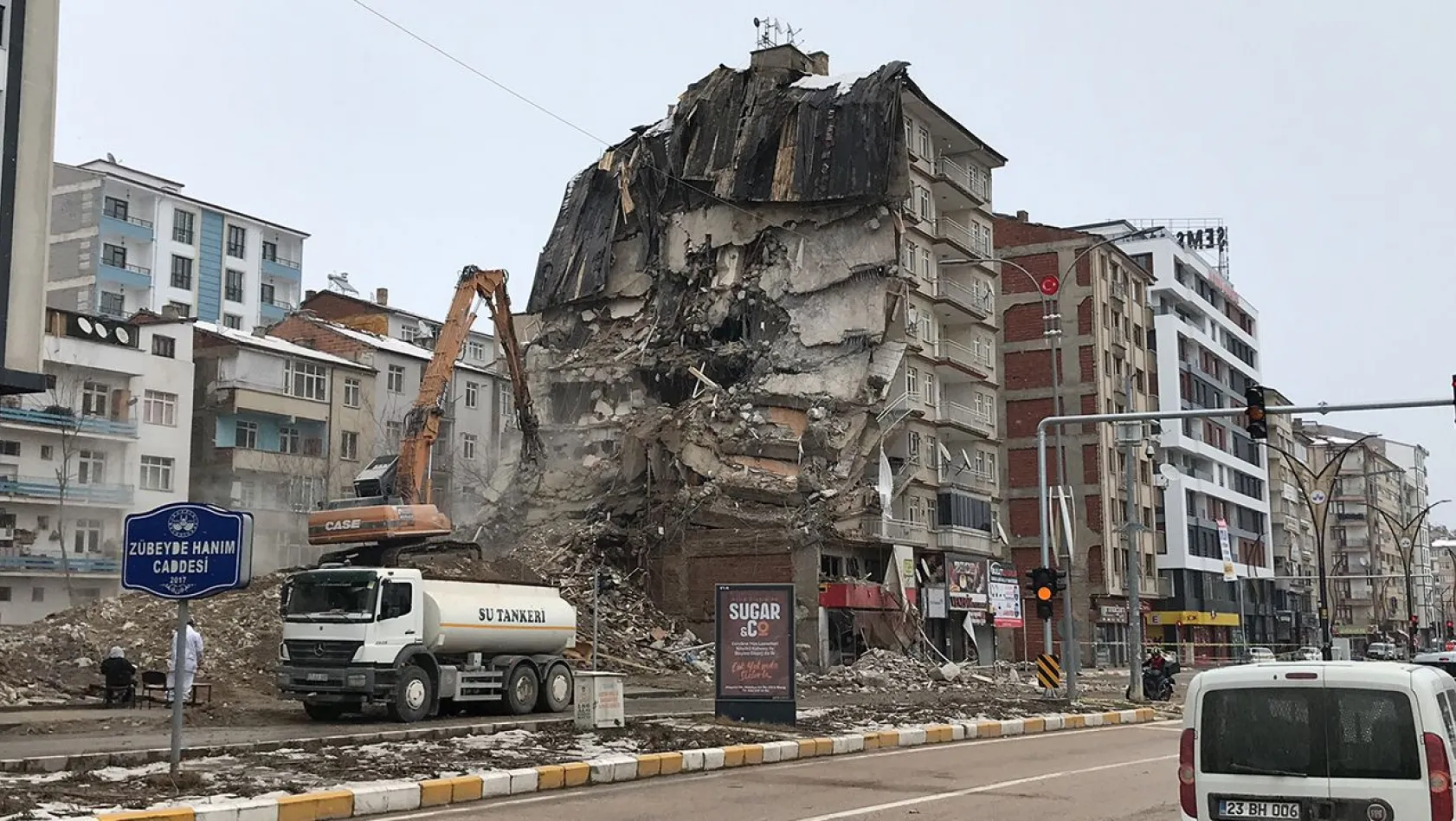Elazığ'da hasar tespit çalışmalarında son durum!
