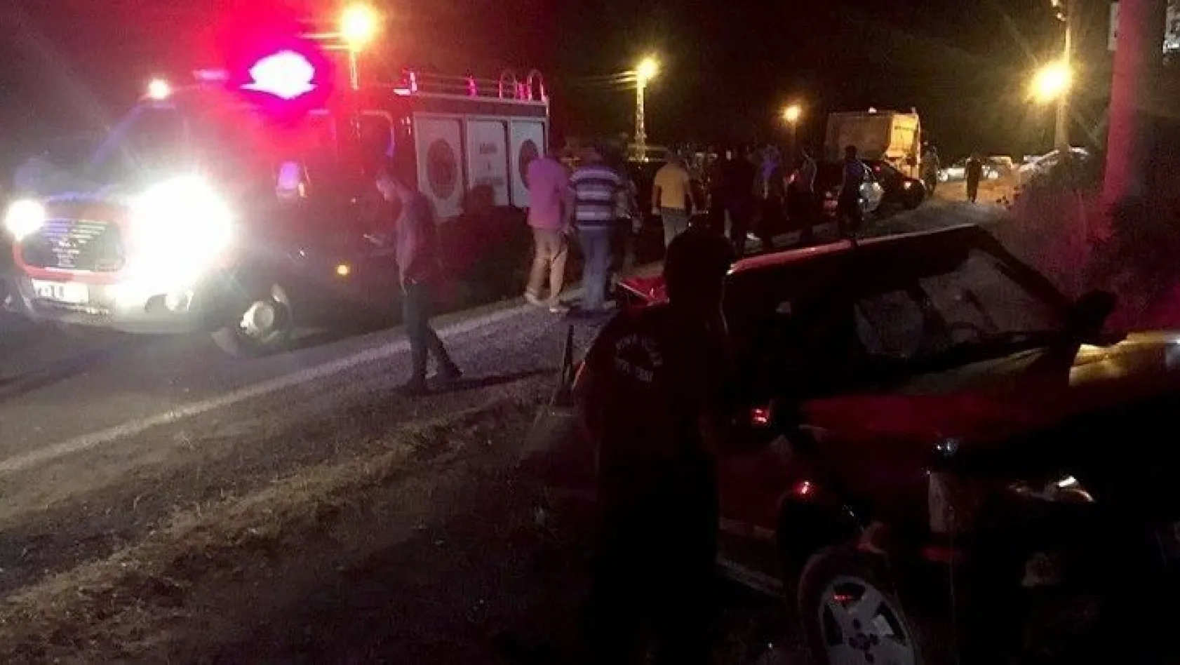 Elazığ'da iki ayrı kaza! Ölü ve yaralılar var