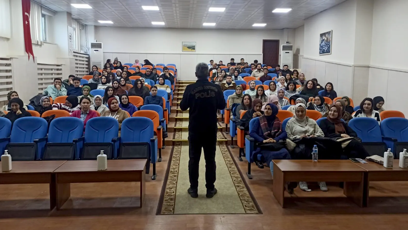 Elazığ'da Narko-Rehber eğitimi