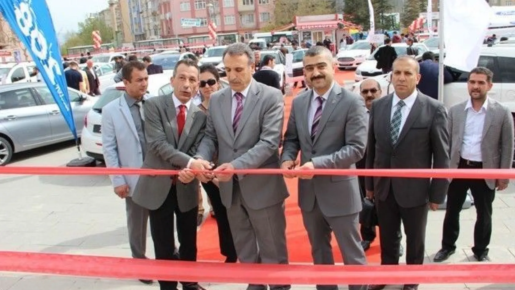 Elazığ'da 2. Oto Show fuarı açıldı