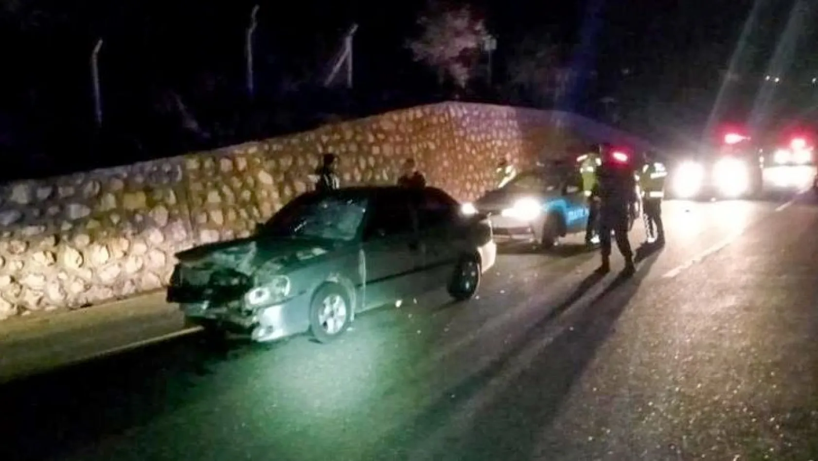 Elazığ'da trafik kazası! Ölü ve yaralı var...
