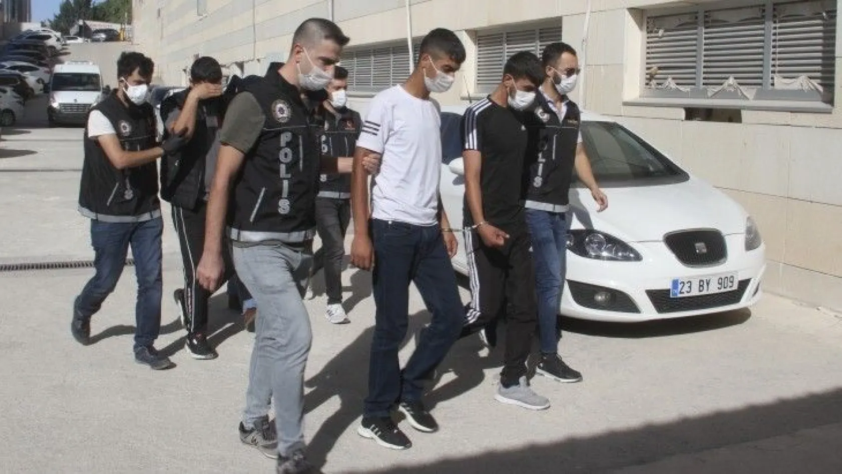 Elazığ'daki uyuşturucu operasyonu 5 kişi tutuklandı