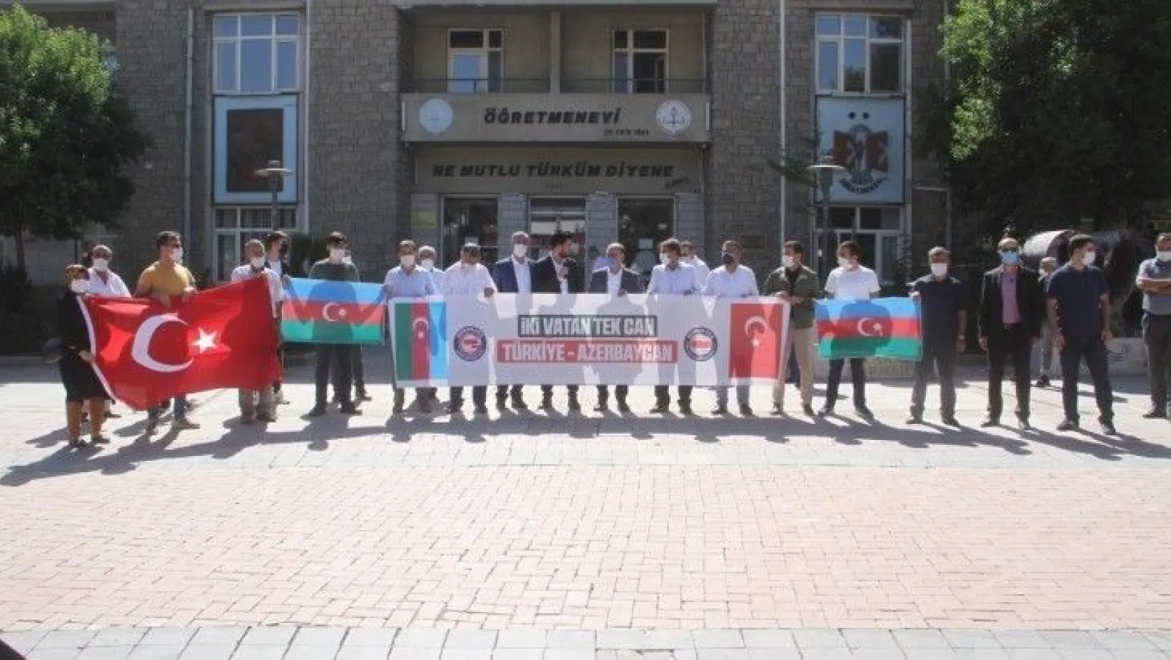 Elazığ'dan Azerbaycan'a destek