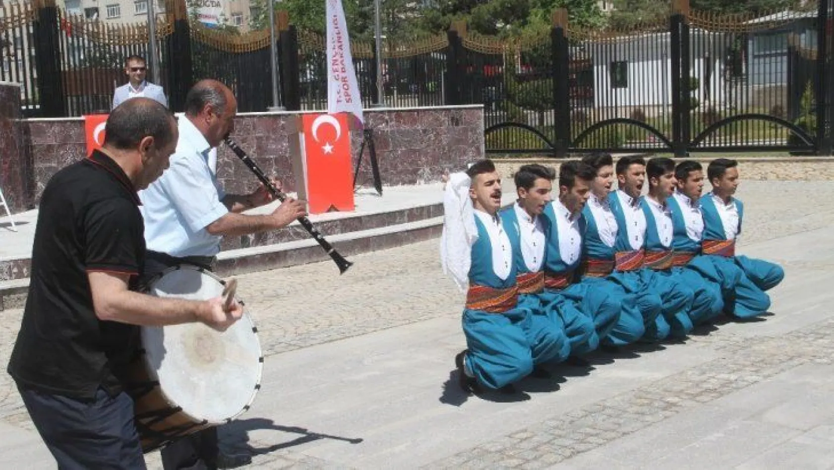 19 Mayıs Atatürk'ü Anma Gençlik ve Spor Bayramı kutlandı