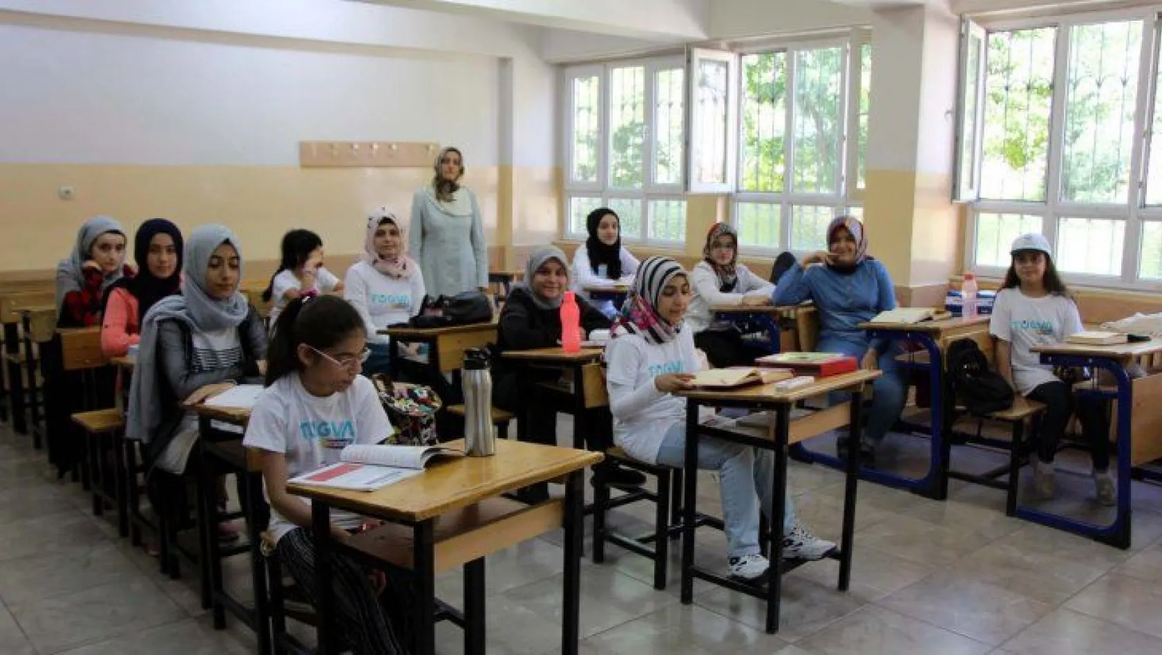 Elazığ'da 'Okullar Hayat Olsun Projesi'