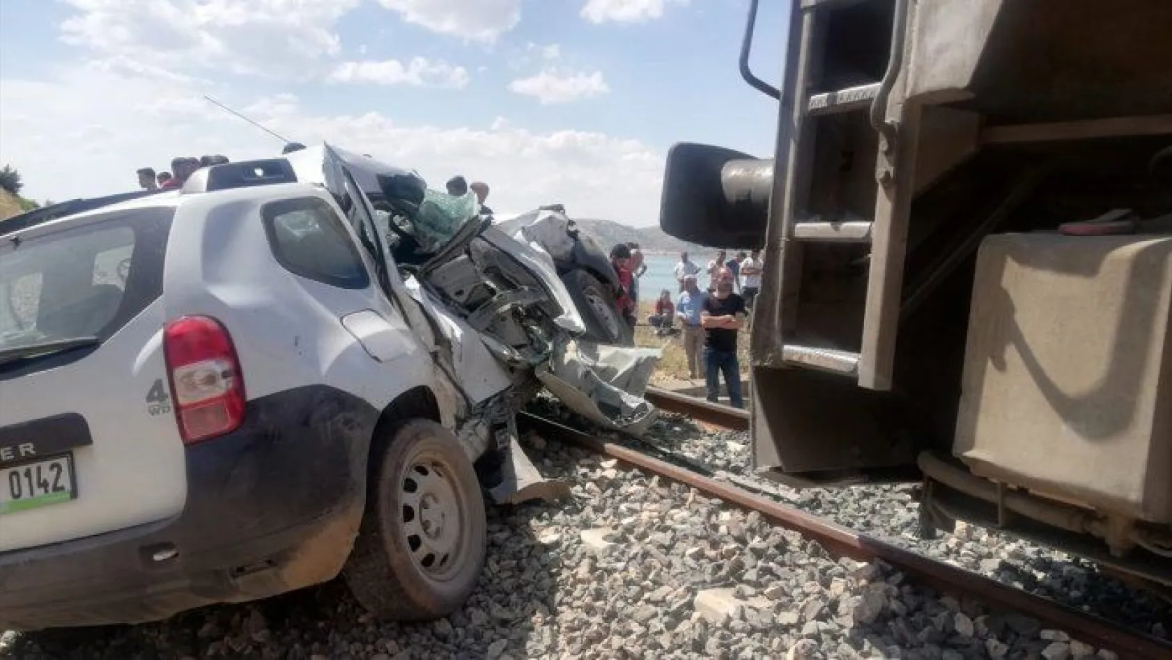 Elazığ'daki tren kazasından acı haber!