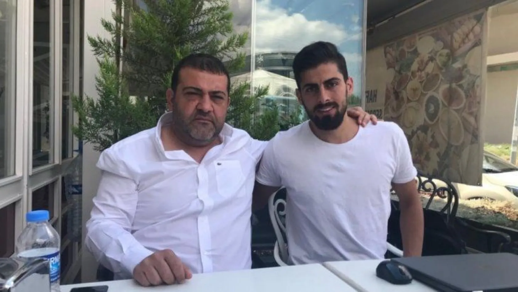 Elazığspor'lu Ahmet Doğan'ın sözleşmesi yenilendi