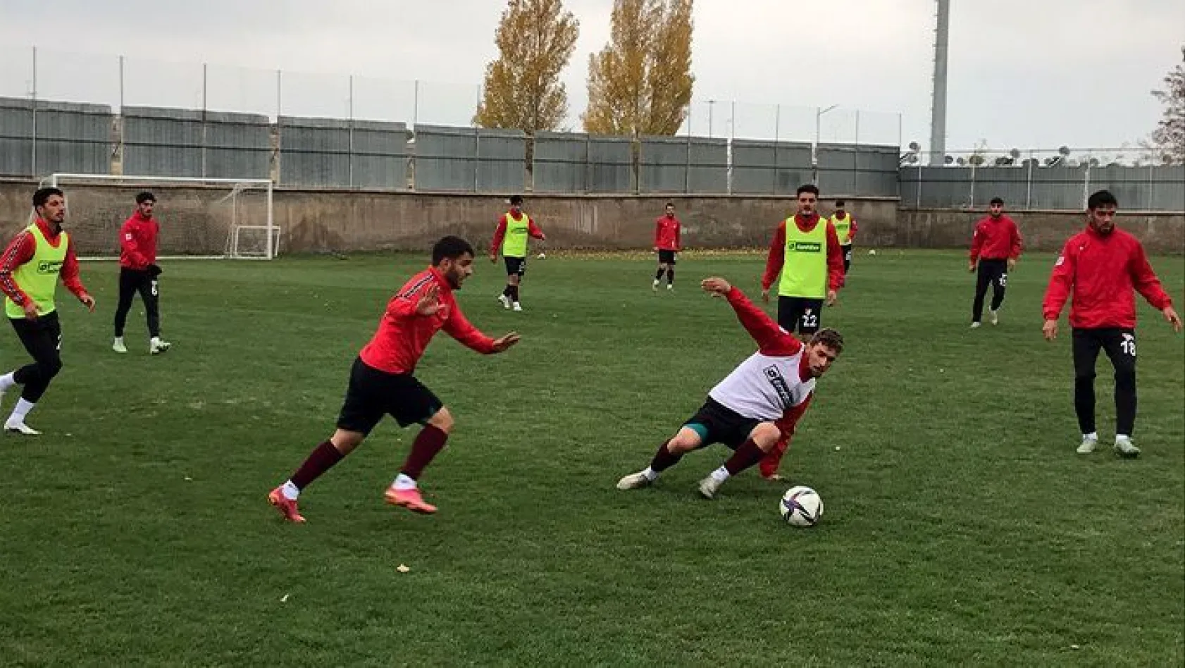 Elazığspor'da Belediye Kütahyaspor maçı hazırlıkları sürüyor
