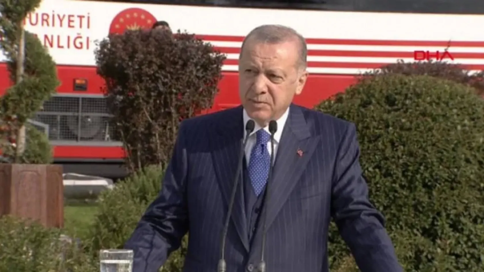 Erdoğan sancak teslim töreninde konuştu