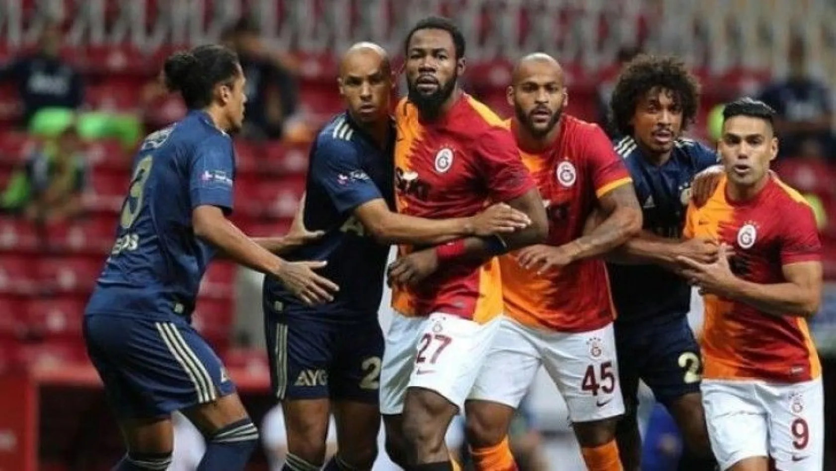 Fenerbahçe ve Galatasaray derbisinin günü ve saati belli oldu