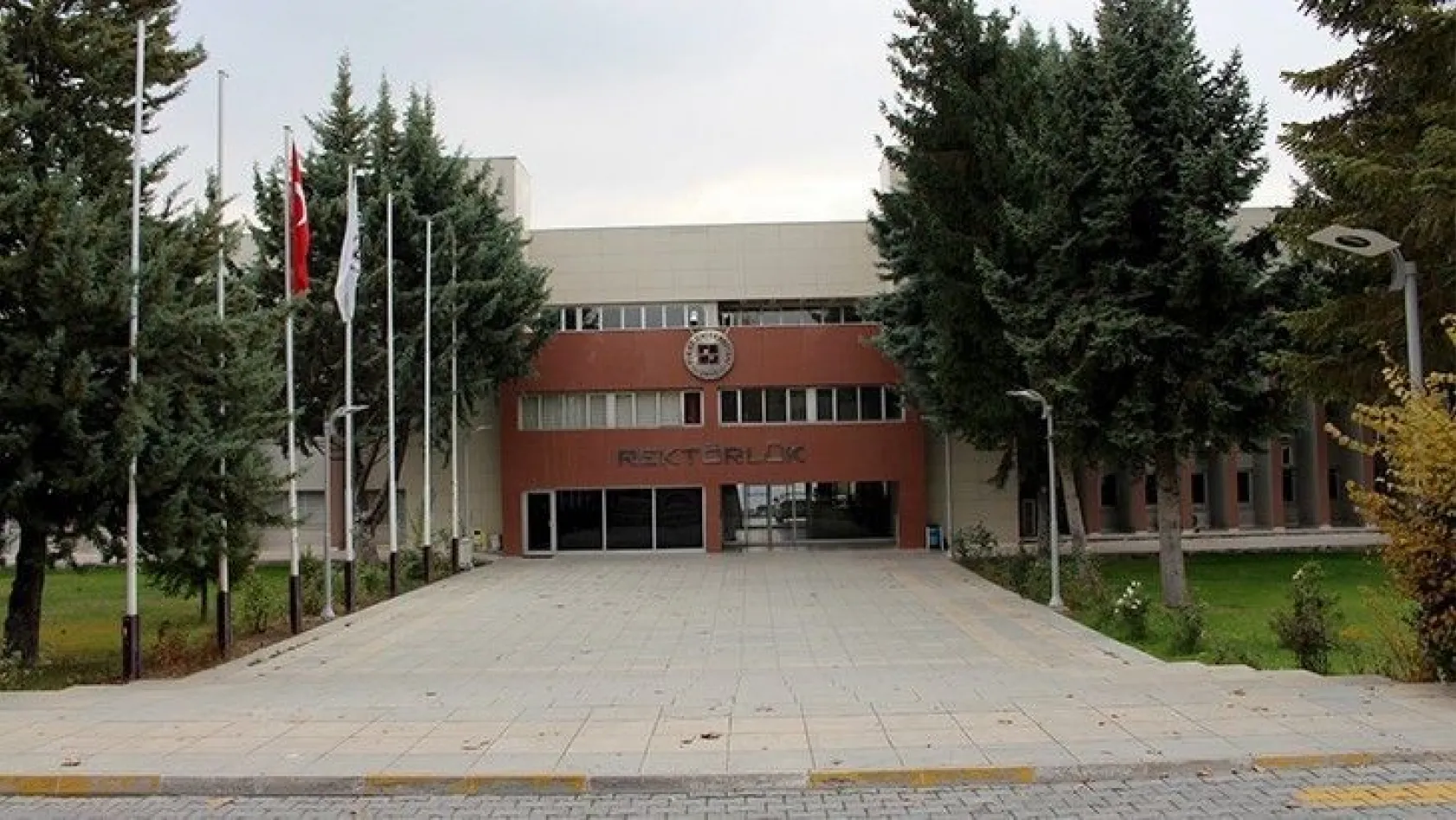Fırat Üniversitesinin yeni rektörü kim olmalı?