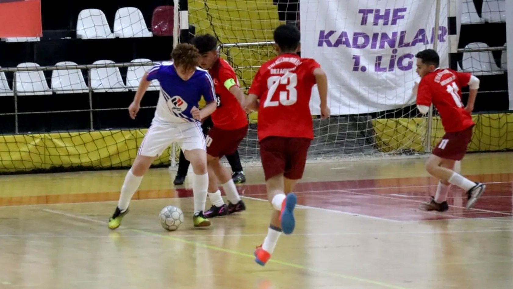 Futsal İl Şampiyonası başladı