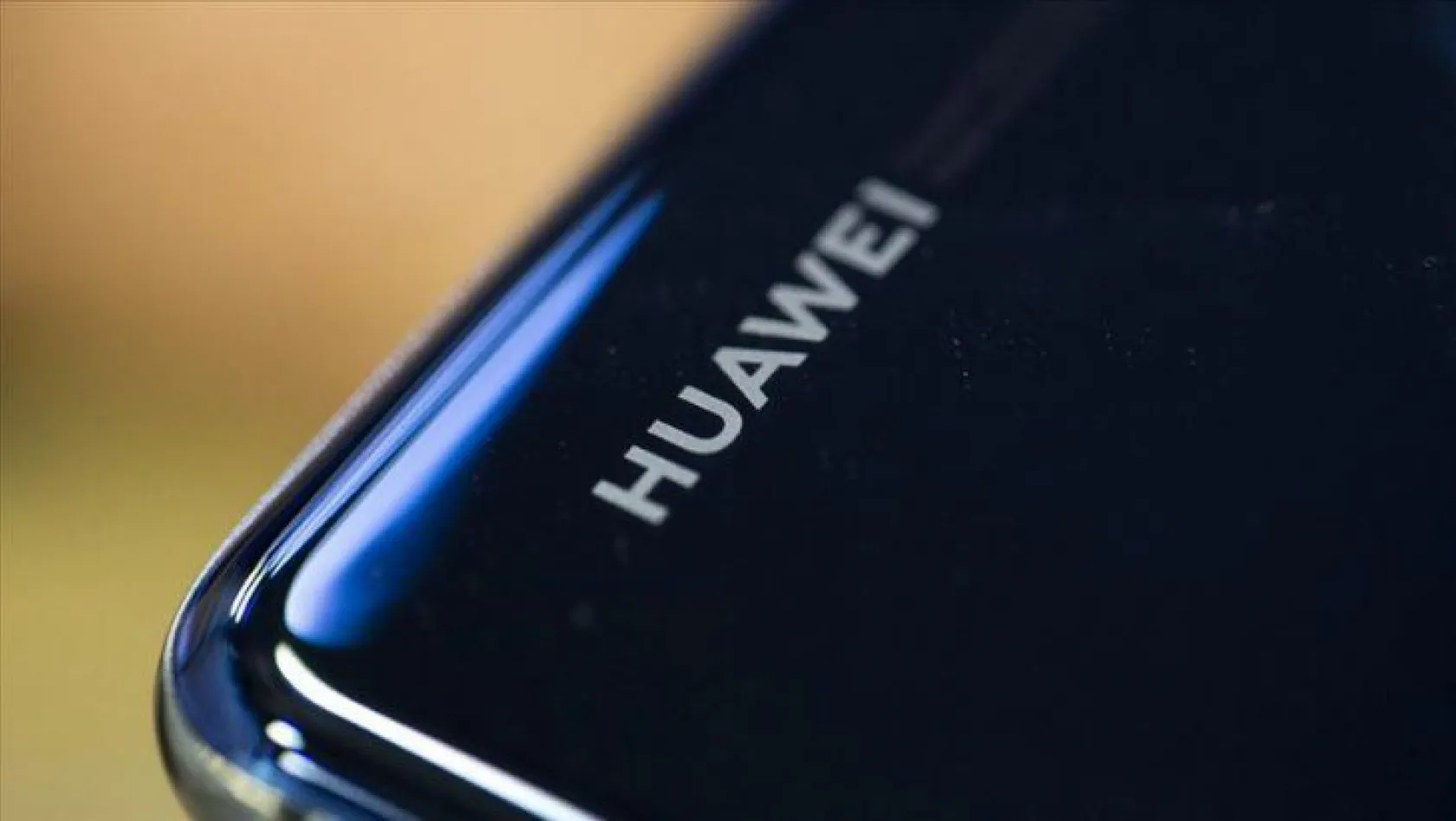 Google Huawei'ye hizmet vermeyi bıraktı
