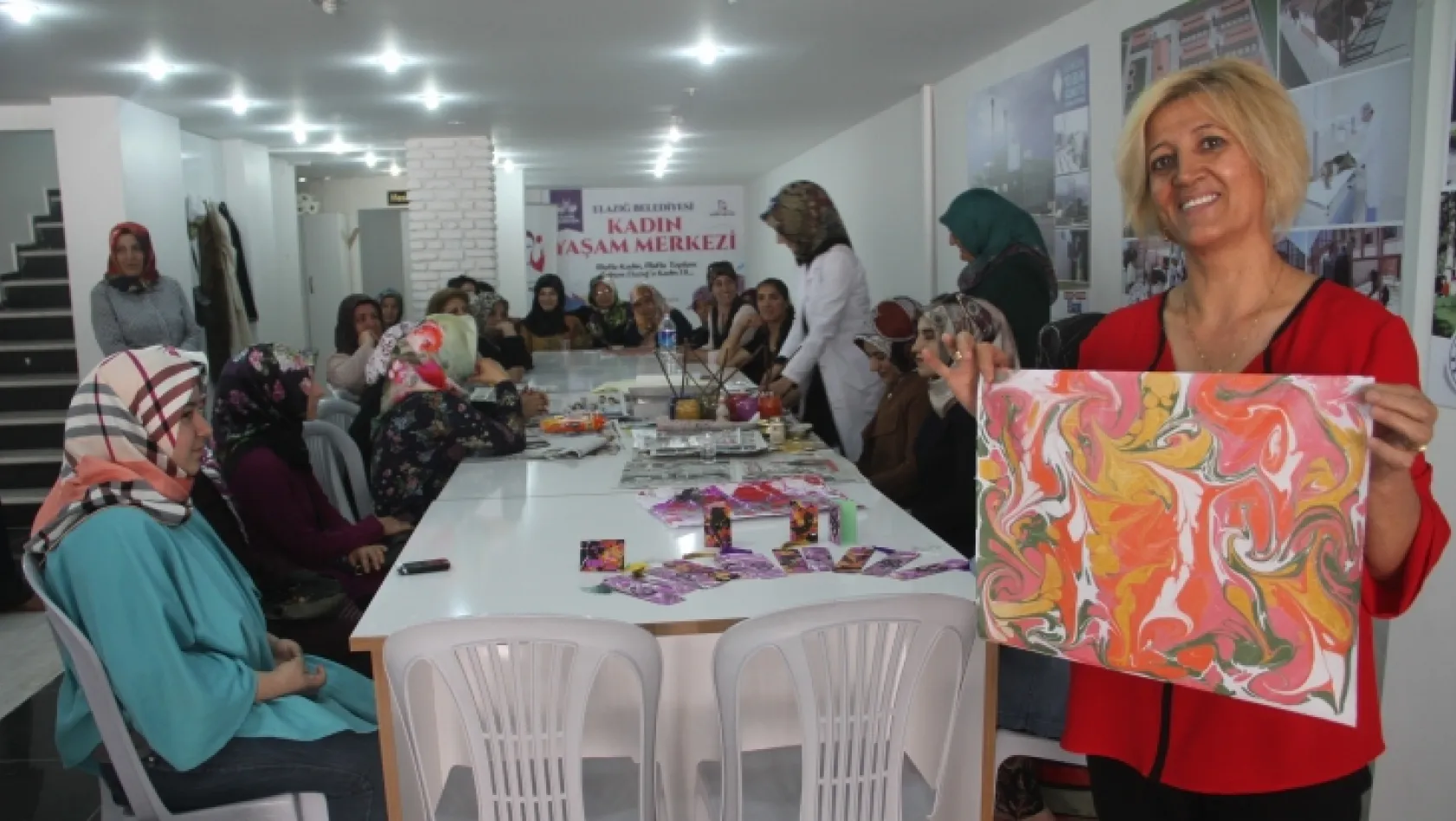 'Yaşam Merkezi' ile kadınlar kendilerini geliştiriyor