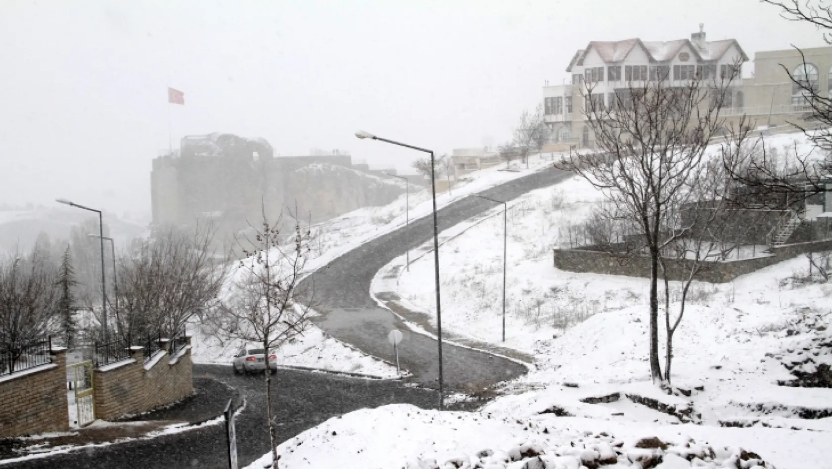 Elazığ'da kar yağışı