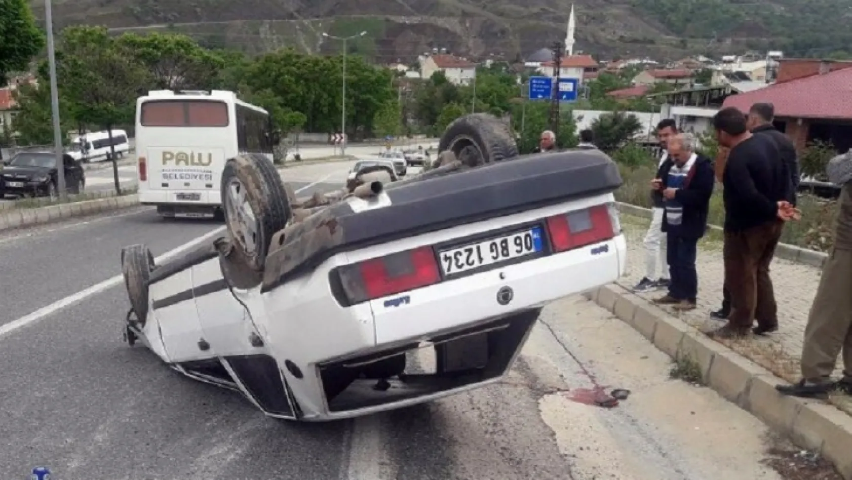 Elazığ'da kaza! 1'i ağır 2 yaralı