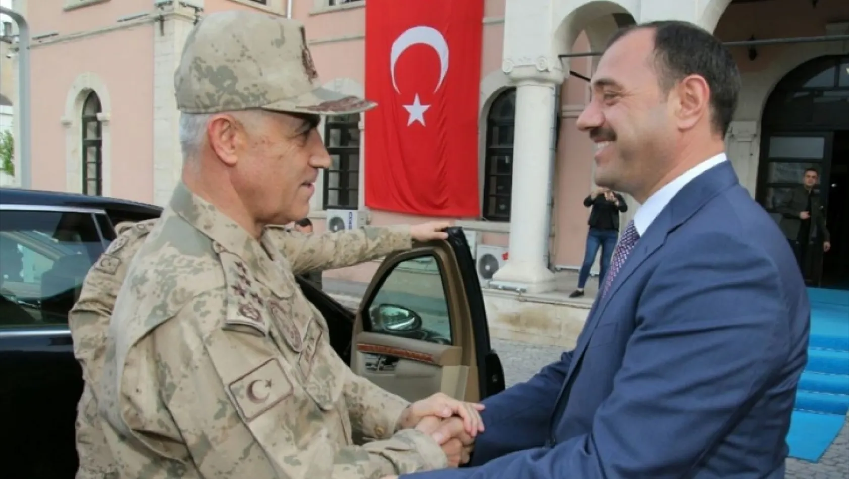 Jandarma Genel Komutanı Çetin Elazığ'da