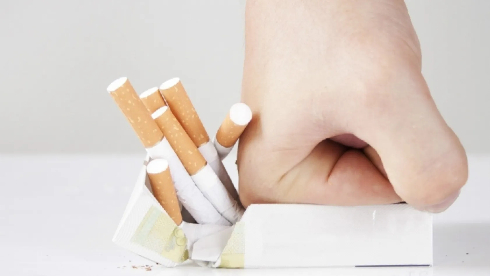 Sigara savaşlardan daha çok insan ölümüne neden oluyor