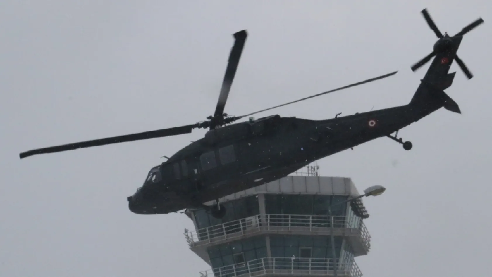 Bakan Soylu Elazığ'dan helikopterle Tunceli'ye geçti