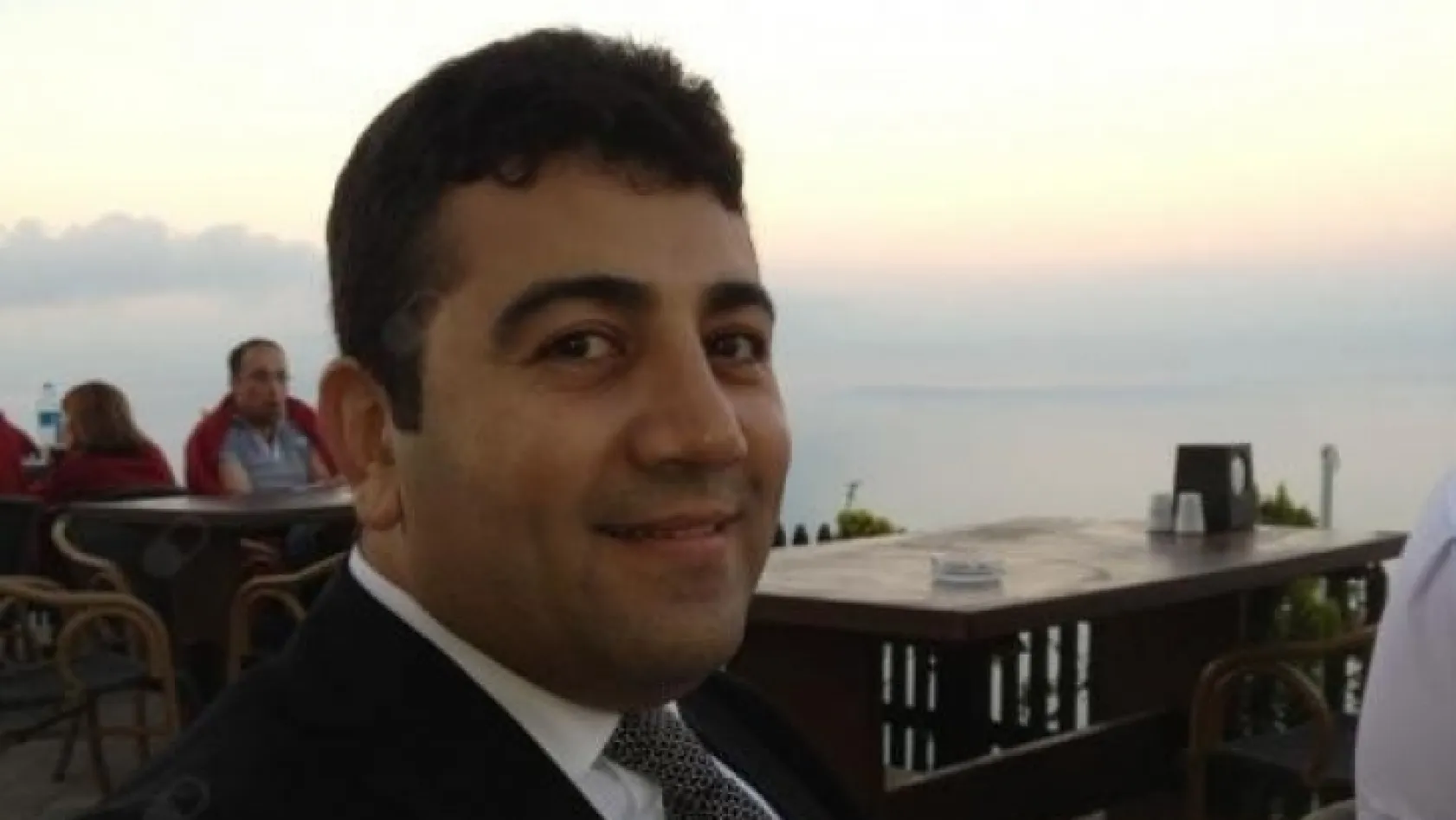 Genel Cerrah Doç. Dr. Mustafa Girgin bıçaklanarak öldürüldü