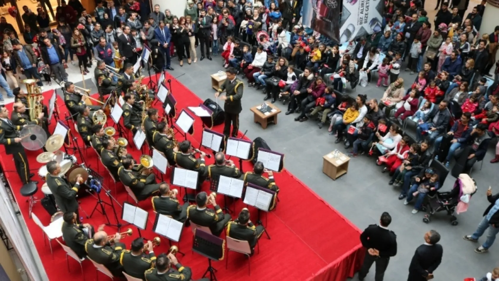 Askeri bandodan Cumhuriyet Bayramı konserleri