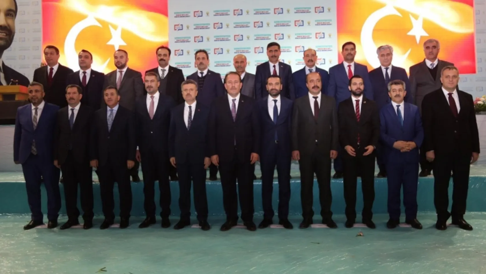AK Parti Elazığ'da başkan adaylarını tanıttı