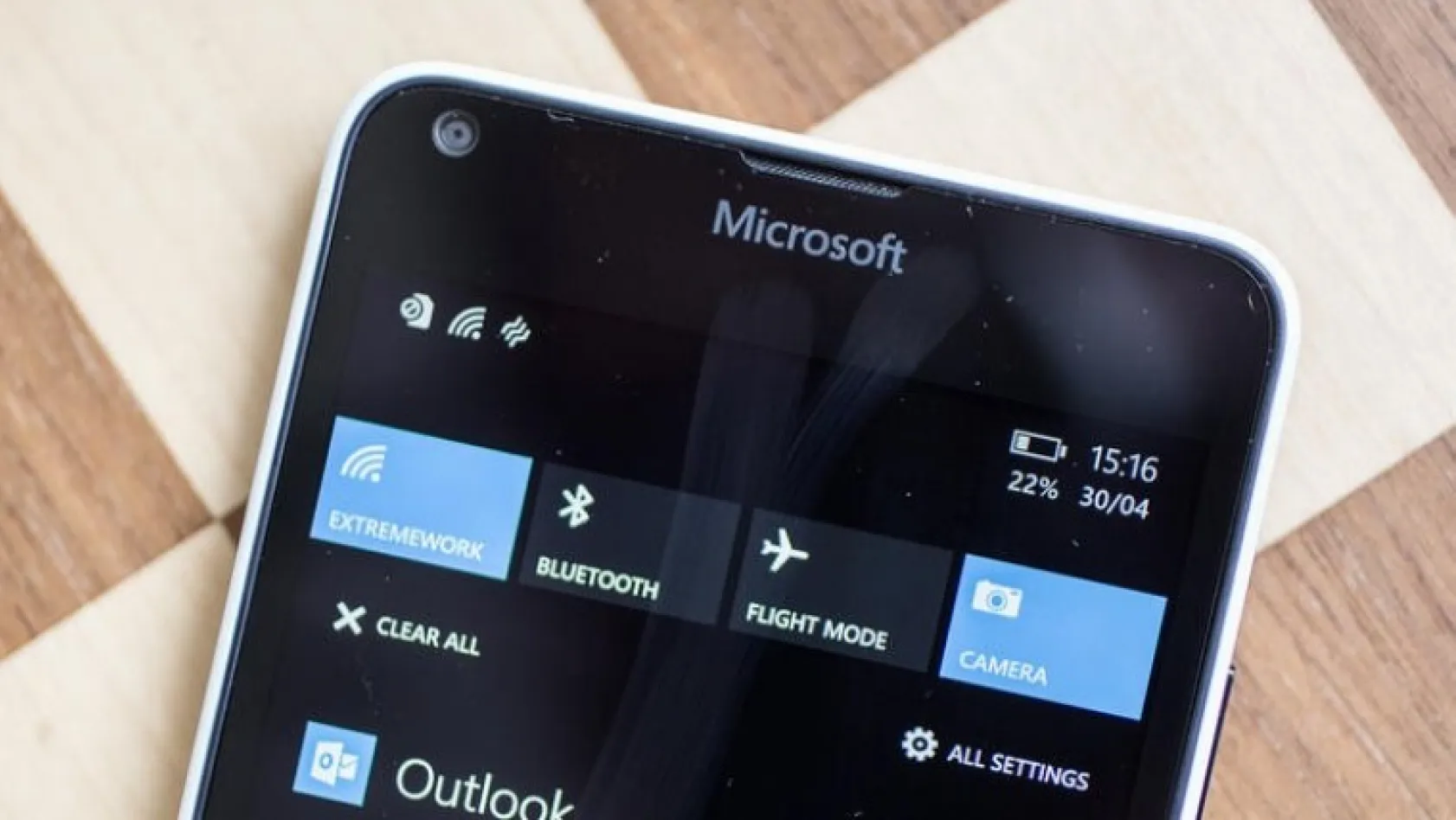 Microsoft Lumia satışları çakıldı