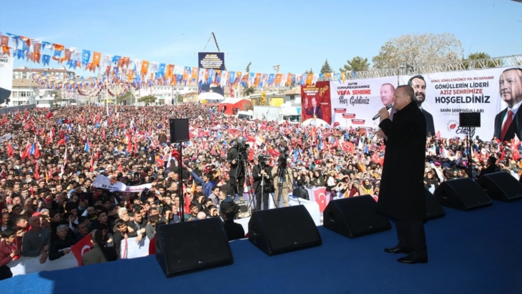 Cumhurbaşkanı Erdoğan Elazığlılarla buluştu