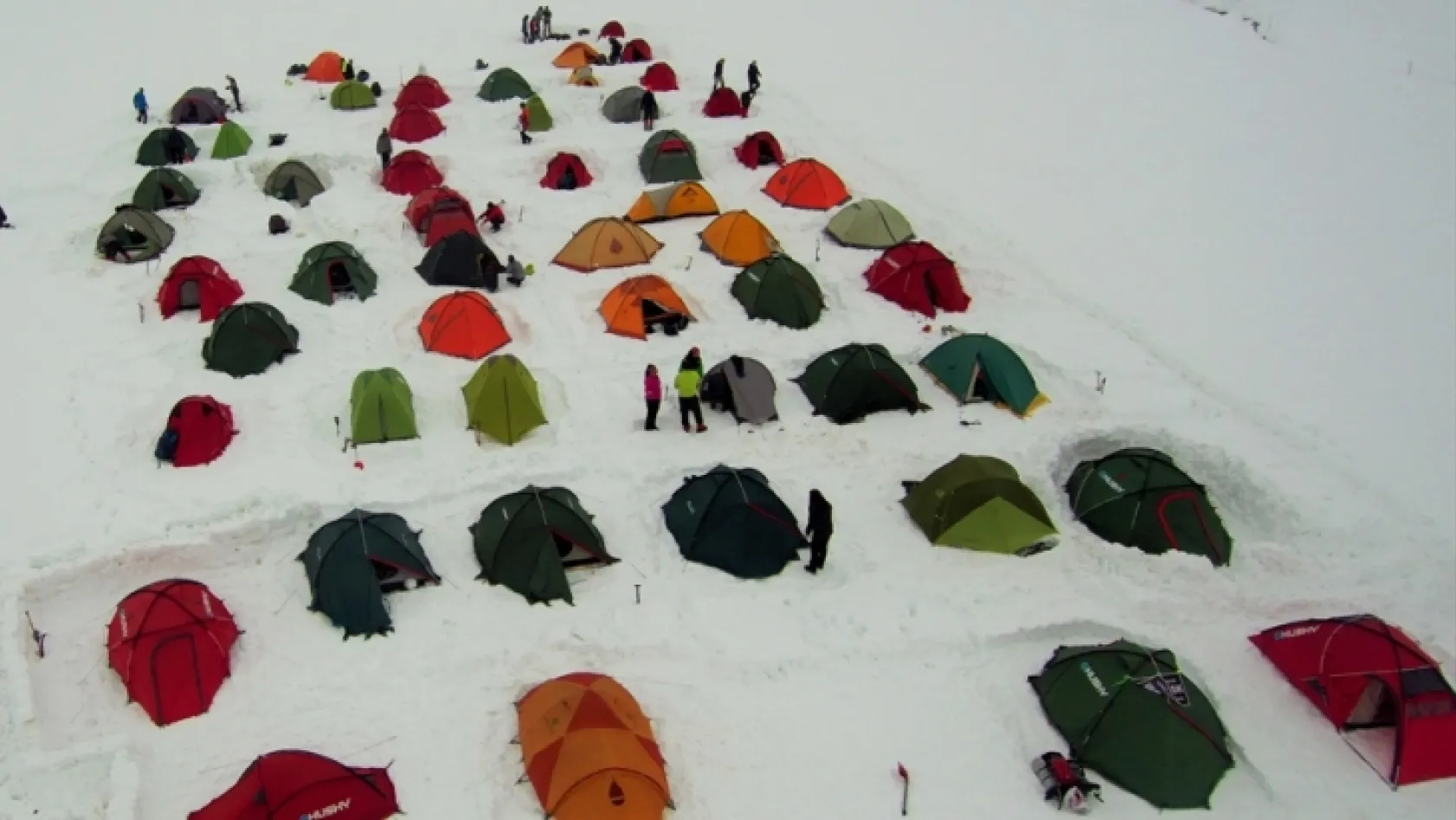 Dağcıların Muş'ta kış eğitimi kampı