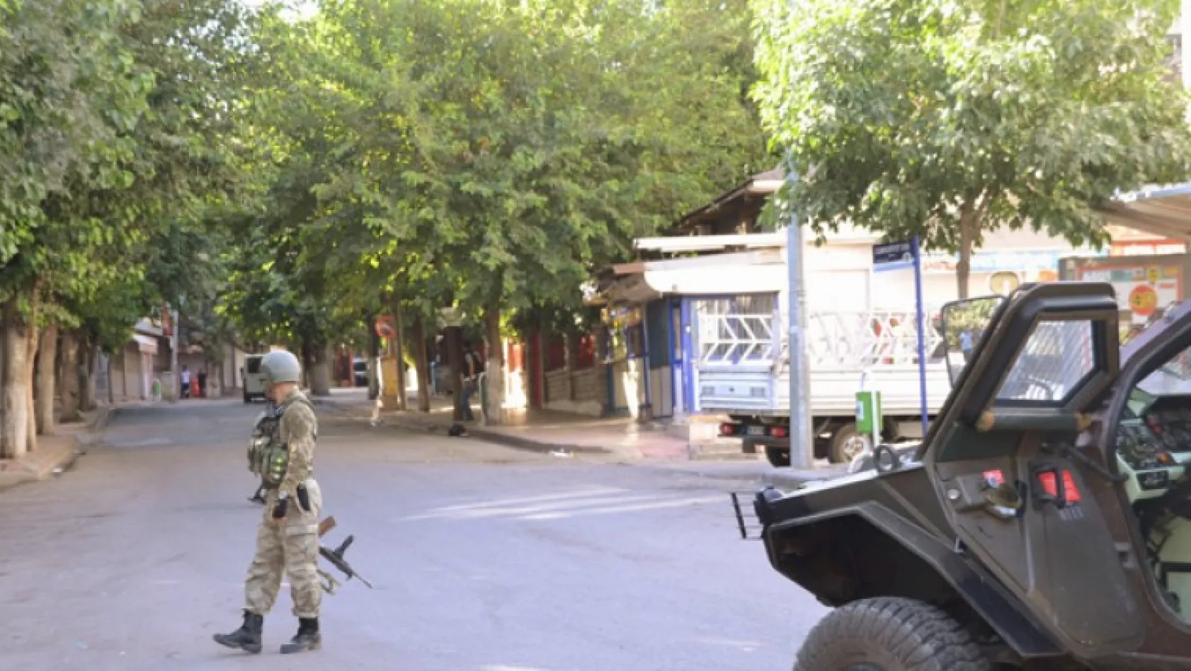 Son Dakika: Teröristler ablukaya alındı