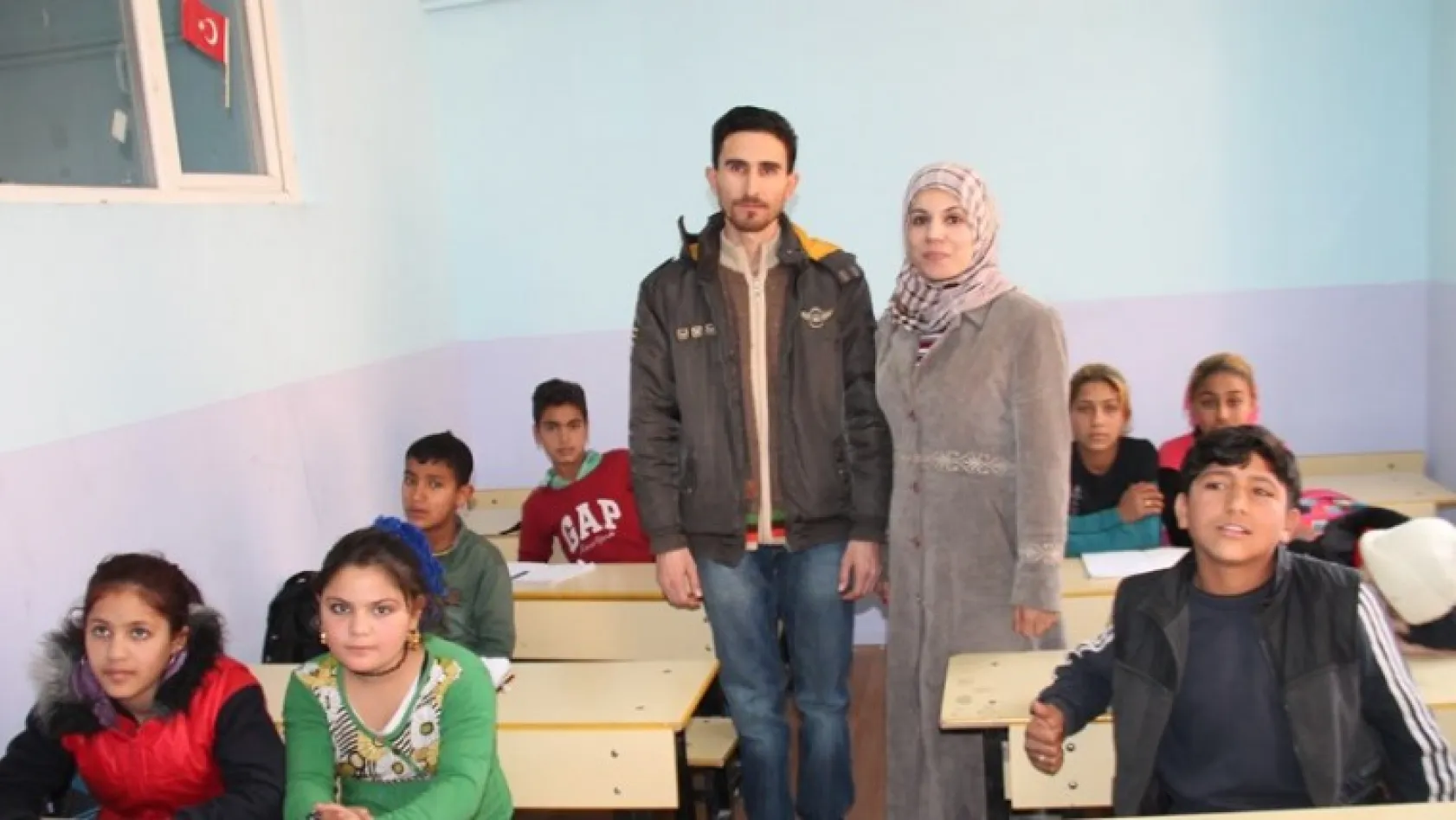 Mülteci çiftin öğretmenlik sevinci