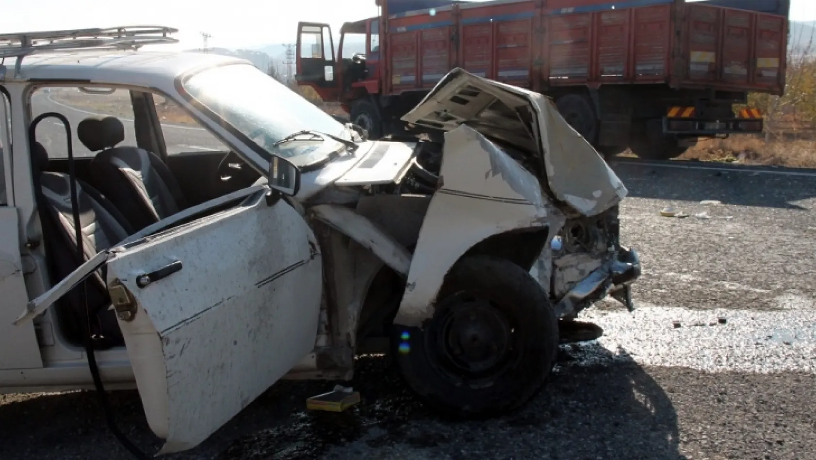 Elazığ'da korkunç kaza: 2 ağır yaralı  