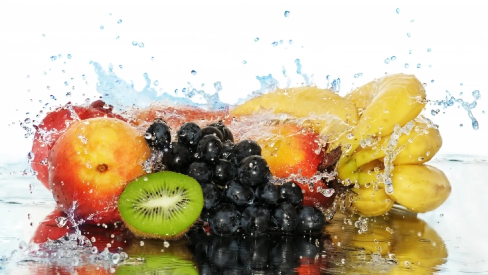 Yaz sonu cilt bakımında ilk adım: 'Bol su ve meyve tüketin'