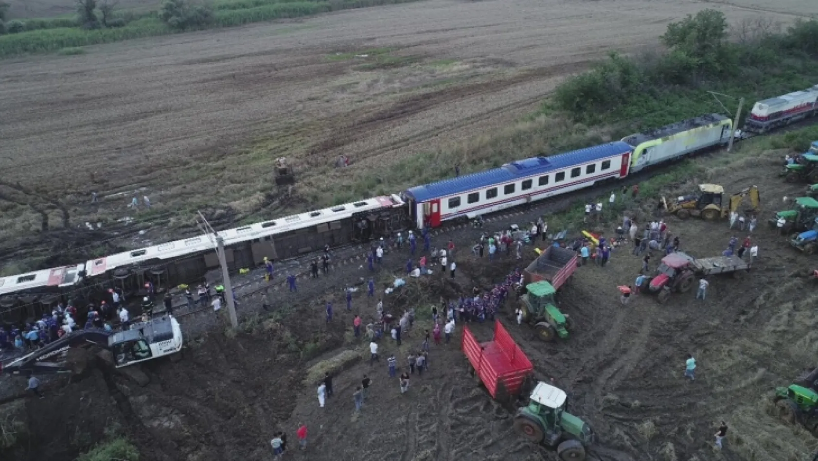 Tekirdağ'daki tren kazasında 24 kişi hayatını kaybetti