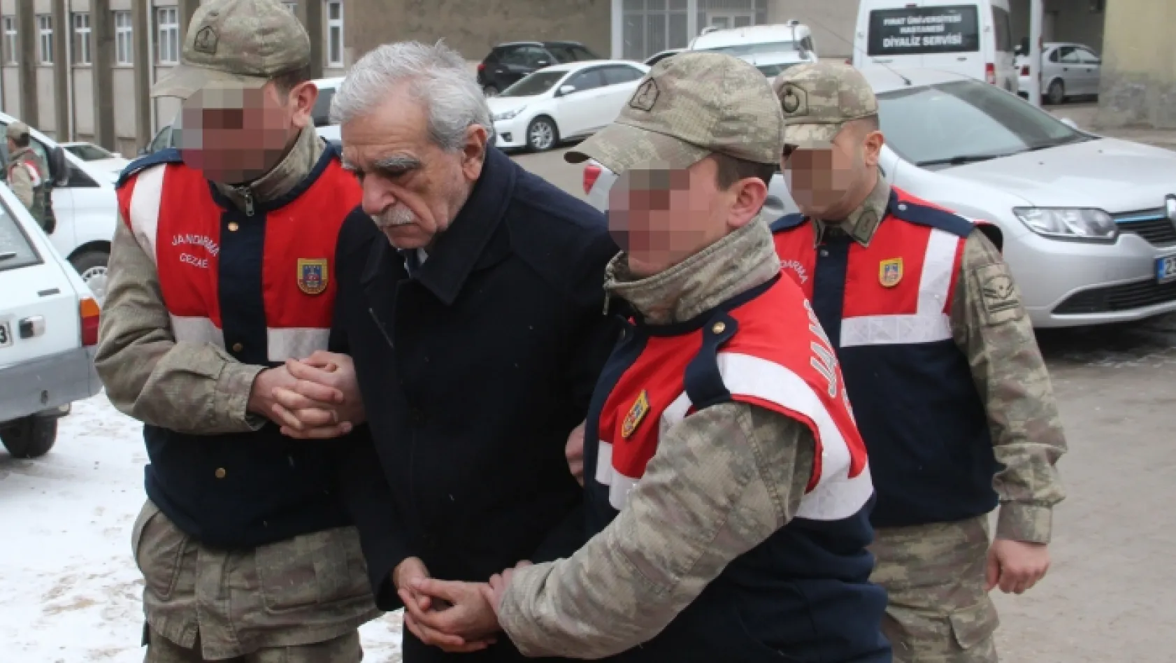 Ahmet Türk, heyet raporu için hastanede