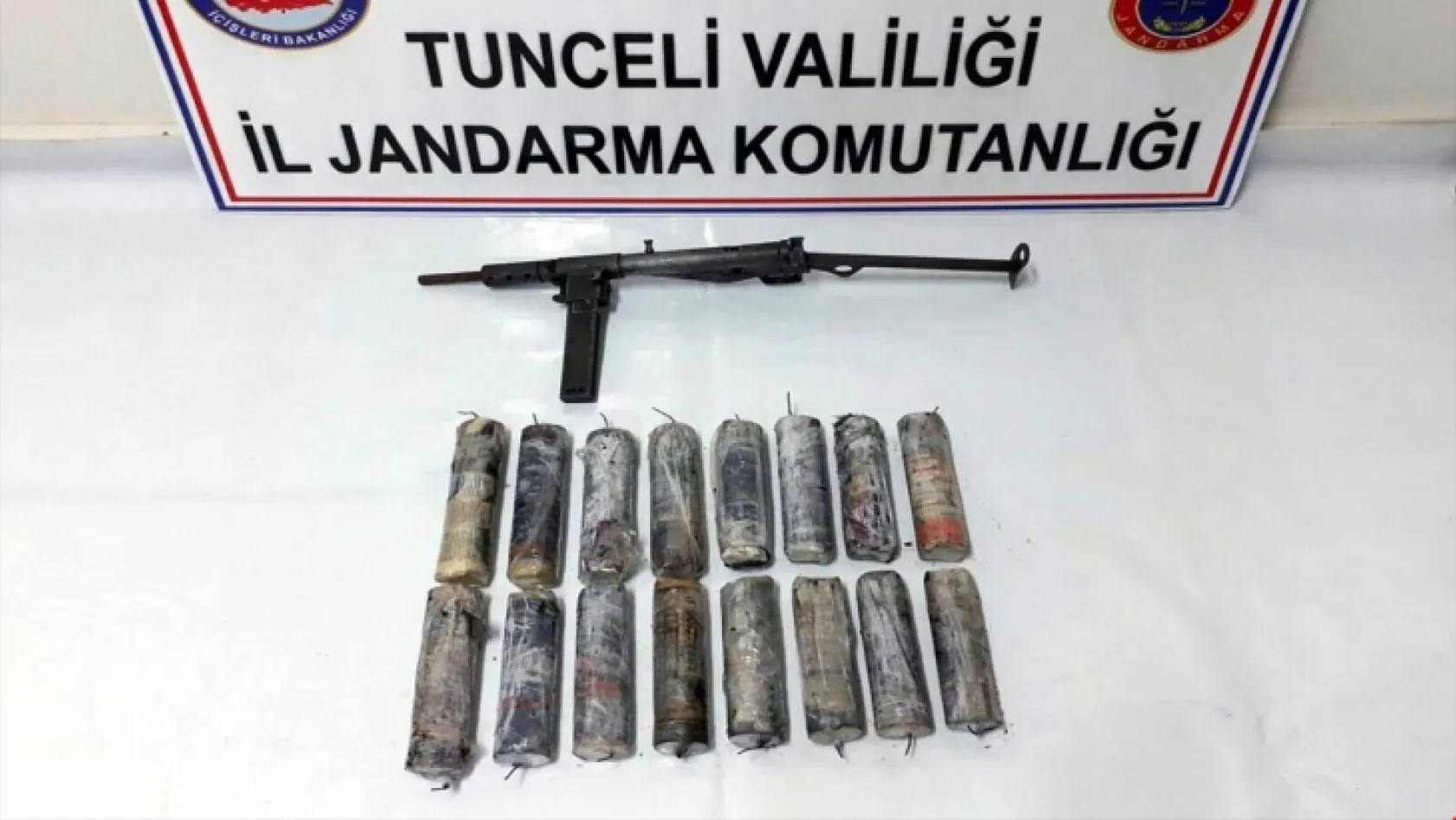 Tunceli'de sığınakta patlayıcı ve makinalı tüfek ele geçirildi