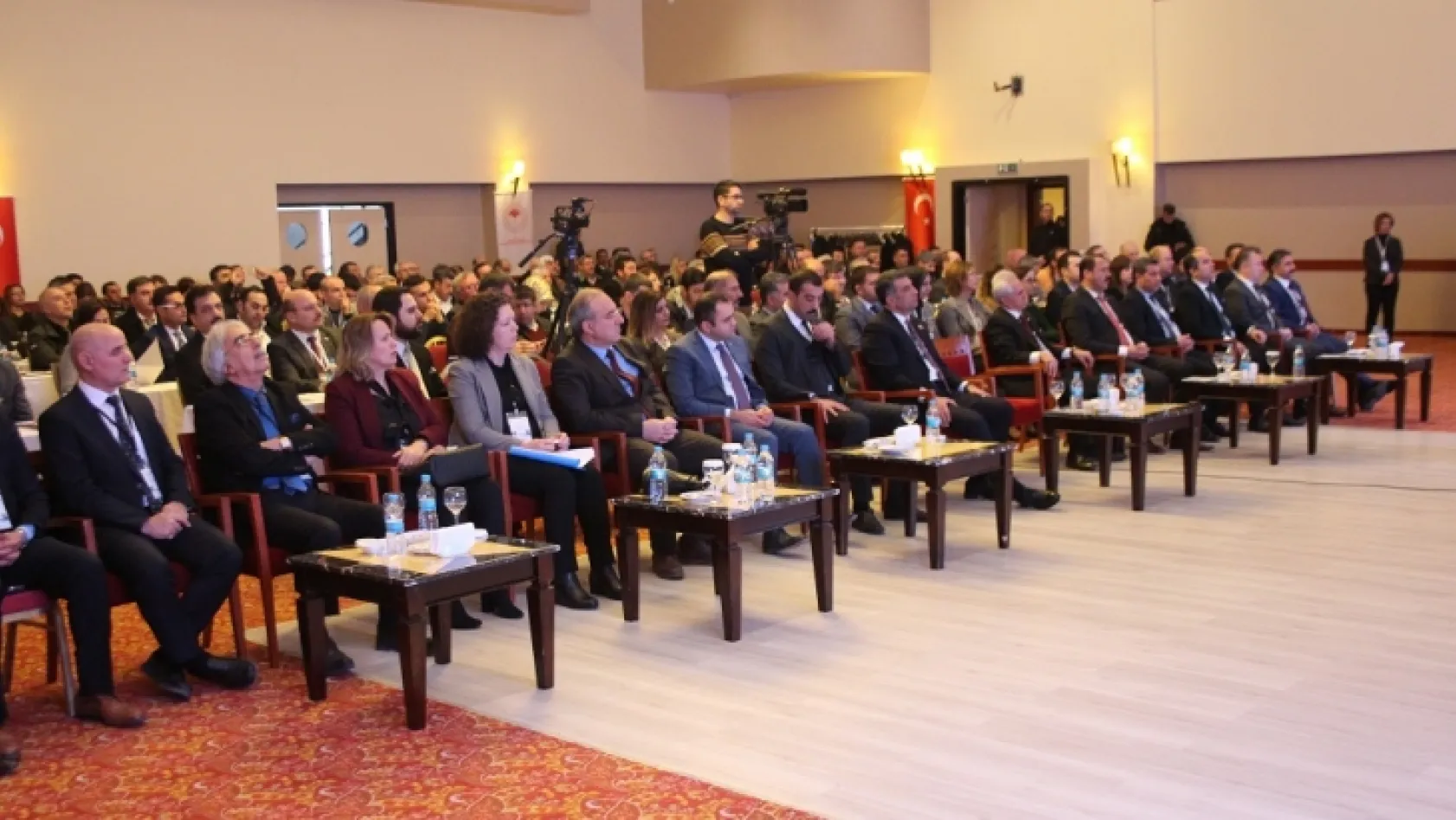Elazığ'da 'İç Sular Su Ürünleri Çalıştayı'