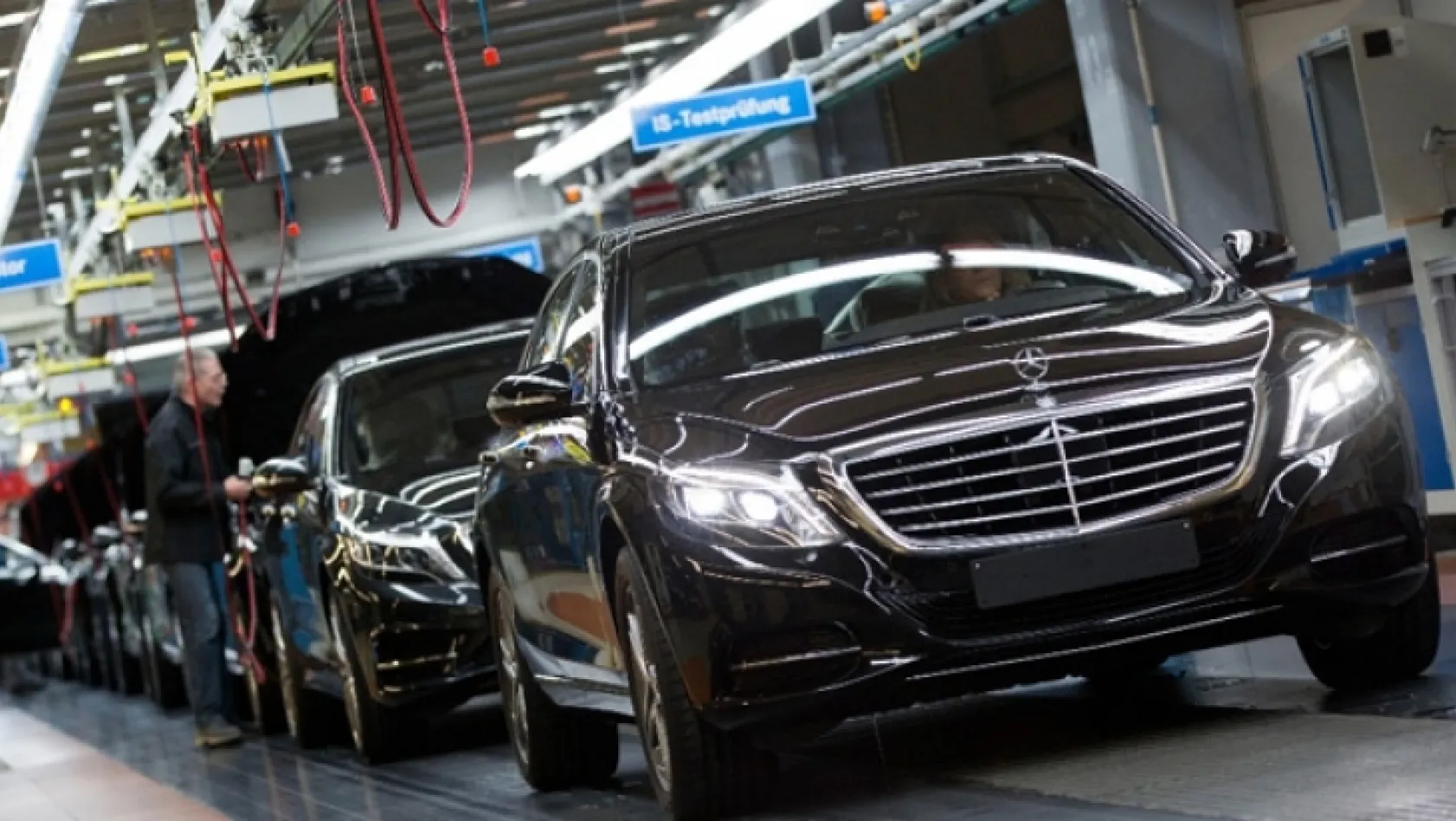 Mercedes-Benz 400 bin aracını geri çağırdı