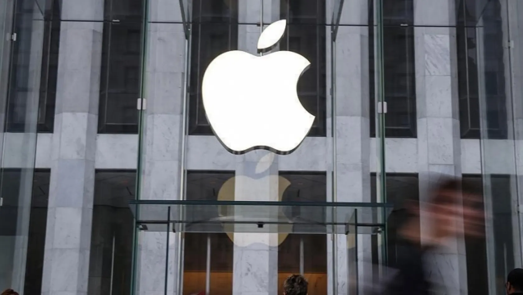 Apple'a yarım milyar dolar ceza