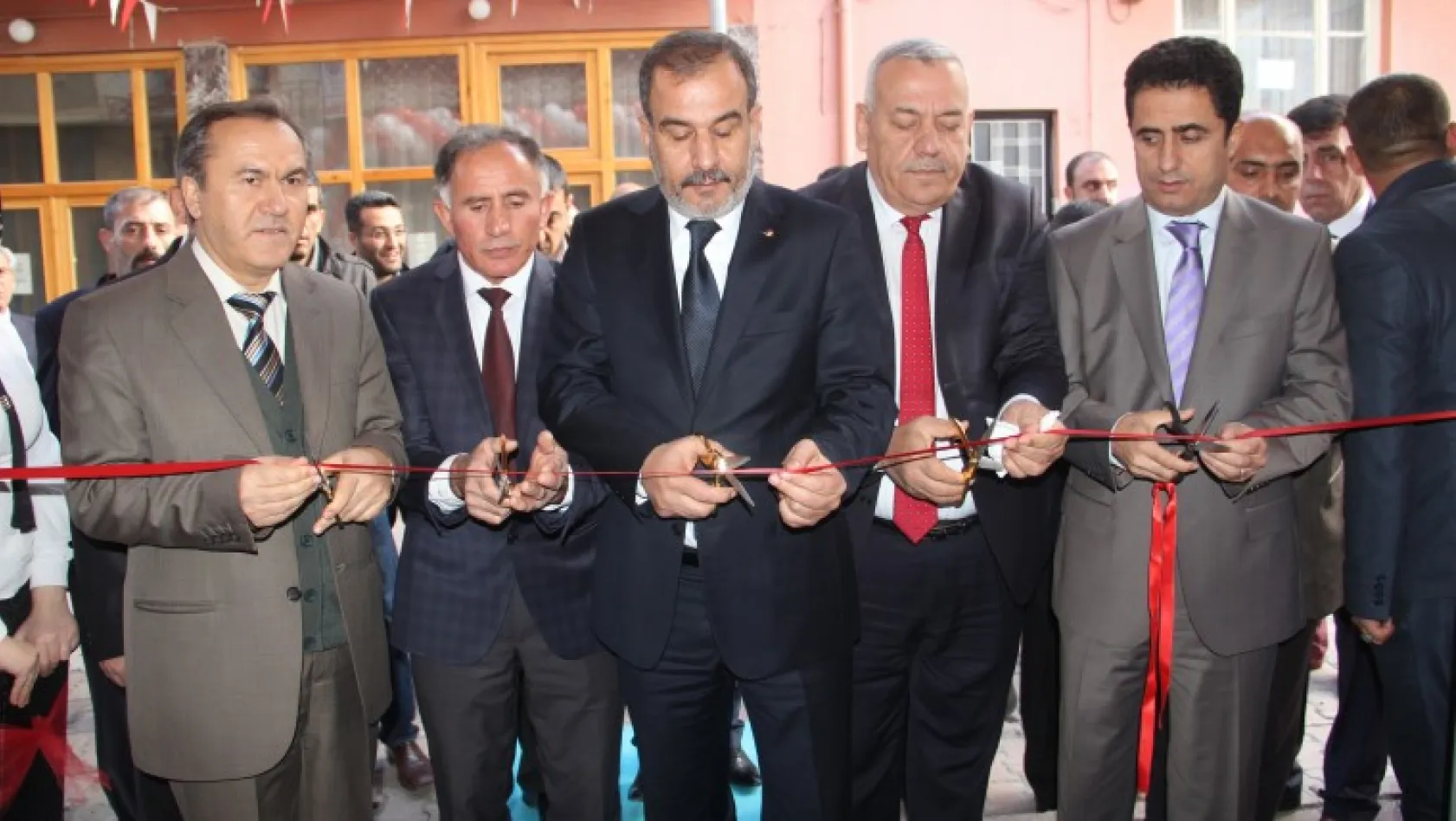 Elazığ'da kader mahkumları derneği açıldı
