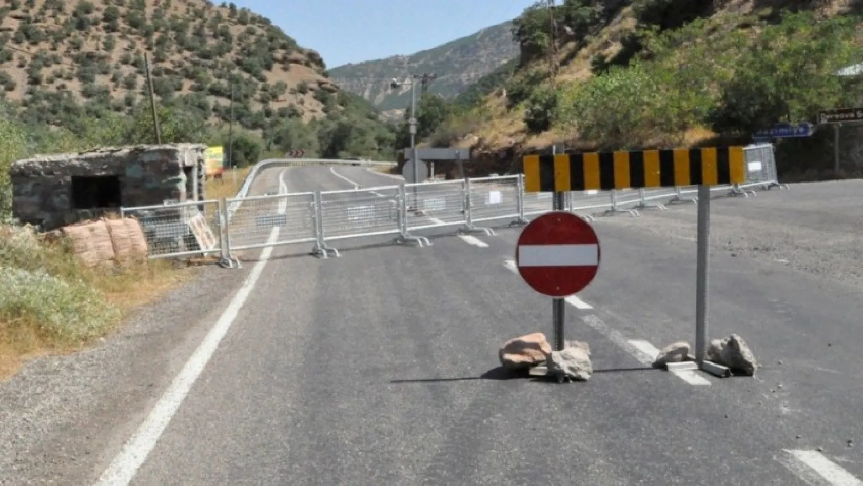 Tunceli'de bazı yollar ulaşıma kapatıldı